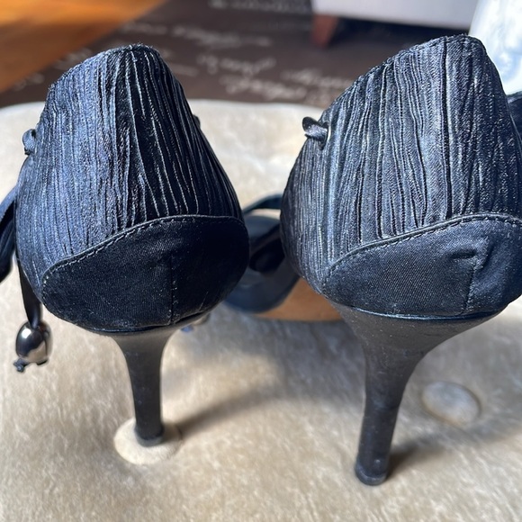 💃🏻 👠 FABULOUS Stephanie McB Size 8 Black Satin Ballerina Stilettos - Picture 5 of 13